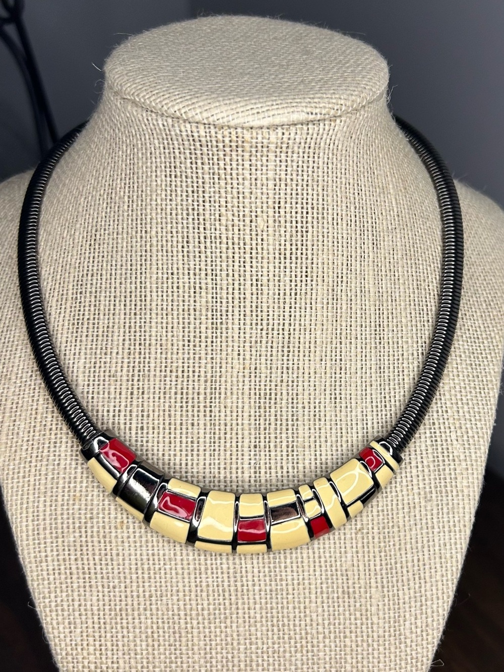 Vintage Monet Directives Red Cream Grey Enamel Modernist Collar Necklace
